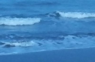 En robe bleue...