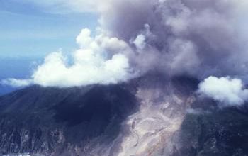 Recrudescence de l'activité volcanique dans les Petites Antilles.