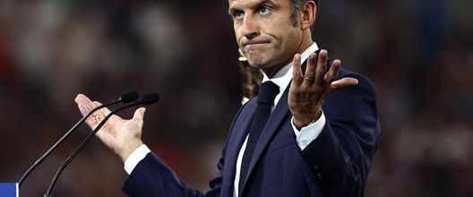"Honte internationale" "humiliation"... Les  réactions politiques aux sifflets contre  Macron au Stade de France
