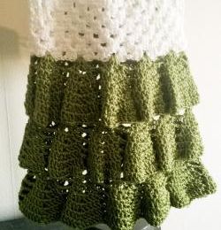 robe fait au crochet taille naissance 