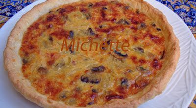 Tarte quiche aux oignons, lardons et champignons