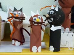 Des chats à poser ou à accrocher (1)