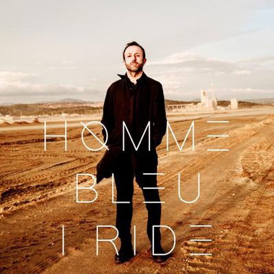 Homme Bleu nous embarque avec son clip vidéo I Ride