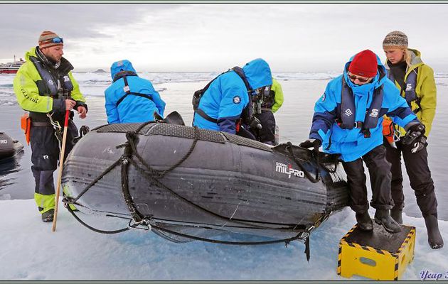 Petit tour sur une plaque de banquise, l'occasion de faire quelques photos personnelles - Région des Sjuøyane (Sept îles) - Svalbard - Norvège